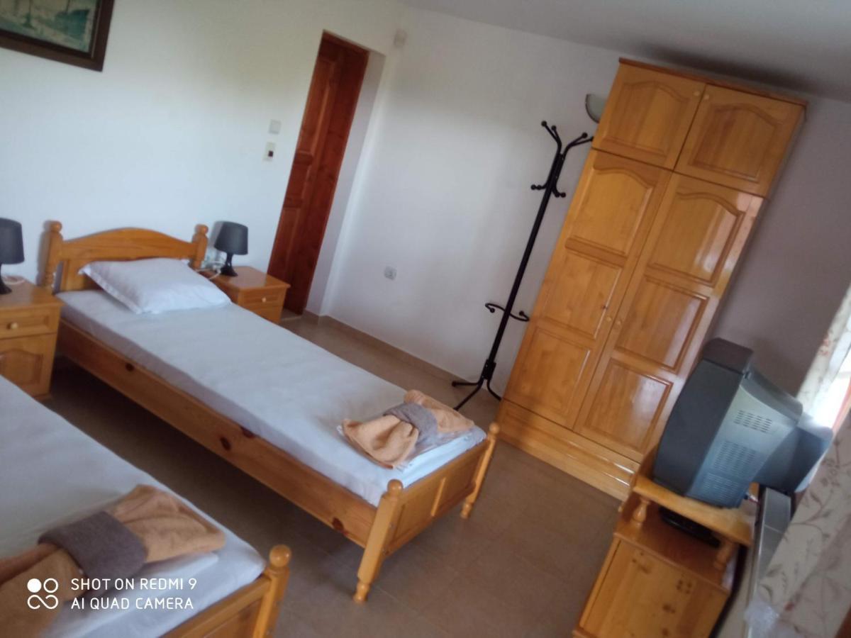 Дядо Цоньовата Къща Villa Sevlievo Ngoại thất bức ảnh